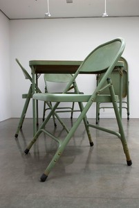 Robert Therrien, No title (Folding table and chairs, green), 2008. Painted metal and fabric, overall dimensions variable © Robert Therrien/Artists Rights Society (ARS), New York