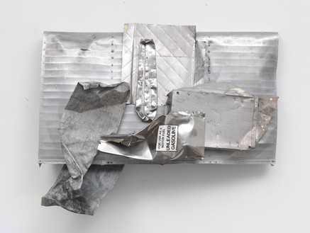 Robert Rauschenberg, Bumper Slip Late Summer Glut, 1987 Assembled metal parts, 55 × 66 × 20 inches (139.7 × 167.6 × 50.8 cm)© The Robert Rauschenberg Foundation 2014/Licensed by VAGA, New York, photo by Rob McKeever