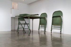 Robert Therrien, No title (Folding table and chairs, green), 2008. Painted metal and fabric, Table: 96 × 120 × 120 inches (243.8 × 304.8 × 304.8 cm); 4 chairs: 104 × 64 × 72 inches each (264.1 × 162.6 × 182.9 cm) Photo by Josh White