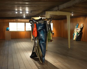 Installation view. All sculpture by John Chamberlain © 2015 Fairweather &amp; Fairweather LTD/Artists Rights Society (ARS), New York. © Estate of Jean Prouvé/Artists Rights Society (ARS), New York/ADAGP, Paris. Photo: Rob McKeever