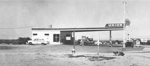 Ed Ruscha, Twentysix Gasoline Stations, 1962 (detail; Union, Needles, California). Artist’s book: offset printing on paper, closed: 7 ⅛ × 5 ½ × ¼ inches (18.1 × 14 × 0.5 cm), edition of 400 © Ed Ruscha