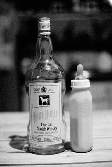 Linda Mccartney, Whiskey and Milk, Scotland, 1978 Archival fiber-based print© 1978 Paul McCartney