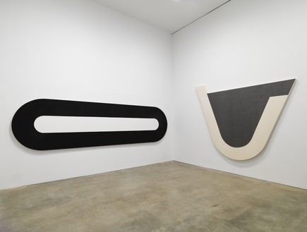 Michael Heizer, Track Painting, 1967 (left), and U Painting, 1975 (right) Track Painting: Polyvinyl latex on canvas, 53 ¾ × 197 × 1 ½ inches (136.5 × 500.4 × 3.8 cm)U Painting: Polyvinyl latex and aluminum powder on canvas, 96 × 117 × 2 ½ inches (243.8 × 297.2 × 6.4 cm)Photo: Rob McKeever
