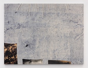 Sterling Ruby, JOIDES, 2015. Acrylic, elastic, treated fabric, and cardboard on canvas, 96 × 126 inches (243.8 × 320 cm) © Sterling Ruby, photo by Robert Wedemeyer