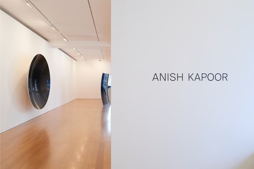 Installation view Artworks © Anish Kapoor