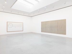 Installation view. Artwork © Cy Twombly Foundation. Photo: Mike Bruce