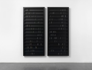 Edmund de Waal, black milk, 2015. 237 porcelain vessels in a pair of wood, aluminium, and glass vitrines, Overall: 108 × 100 ⅜ × 5 ½ inches (274.5 × 255 × 13.5 cm) © Edmund de Waal, photo by Mike Bruce