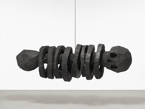 Georg Baselitz, Zero Mobil, 2014. Patinated copper, 36 ¼ × 111 ¾ × 31 ½ inches (92 × 284 × 80 cm) © Georg Baselitz 2016. Photo: Jochen Littkemann, Berlin