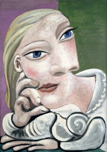 Pablo Picasso, Marie-Thérèse accoudée, 1939. Oil on canvas, 25 ⅝ × 18 ⅛ inches (65 × 46 cm) © 2016 Estate of Pablo Picasso/Artists Rights Society (ARS), New York. Photo: Béatrice Hatala