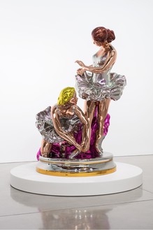 Jeff Koons, Ballerinas, 2010–14 Mirror-polished stainless steel with transparent color coating, 100 × 70 × 62 inches (254 × 177.8 × 157.5 cm)© Jeff Koons. Photo: Fredrik Nilsen
