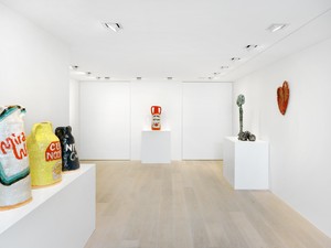 Installation view. Artwork, left to right: © Grant Levy-Lucero, © Sterling Ruby, © Takuro Kuwata. Photo: Annik Wetter