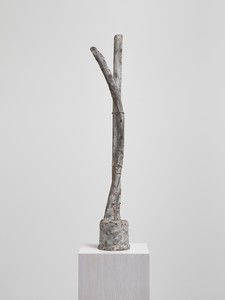 Cy Twombly, Untitled (St. Sebastian), 1998. Bronze, 50 ⅜ × 9 ⅛ × 7 ½ inches (128 × 23 × 19 cm), edition 1/3 © Cy Twombly Foundation