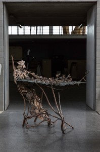Giuseppe Penone, Pensieri di foglie (Thoughts of Leaves), 2017. Bronze and river stone, 71 ⅝ × 77 ¾ × 37 ¼ inches (182 × 197.5 × 94.5 cm) © 2019 Artists Rights Society (ARS), New York/ADAGP, Paris