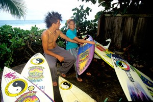 Christian and Nathan, North Shore, Hawaii, 1990. Photo: Tom Servais, courtesy Fletcher Family Archive