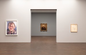 Installation view. Artwork, left: © Jenny Saville; right: © Succession Picasso/DACS, London 2019. Photo: Lucy Dawkins