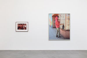 Installation view. Artwork, left to right: © Richard Prince, © Jeff Wall. Photo: Lucy Dawkins