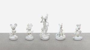 Damien Hirst, Five Friends, 2018. Carrara marble, in 5 parts, Mickey: 30 ⅝ × 17 ½ × 17 ¼ inches (77.8 × 44.3 × 43.9 cm), Minnie: 31 ½ × 16 ⅝ × 17 ¼ inches (79.8 × 42.1 × 43.8 cm), Donald: 29 ¾ × 20 ⅜ × 17 ¾ inches (75.6 × 51.8 × 45.1 cm), Pluto: 30 ½ × 21 ½ × 23 inches (77.4 × 54.5 × 58.2 cm), Goofy: 49 ⅜ × 16 ¼ × 24 ½ inches (125.2 × 41.1 × 62.1 cm), edition of 3 + 2 AP © Damien Hirst and Science Ltd. All rights reserved, DACS 2021. Photo: Lucio Ghilardi/Prudence Cuming Associates