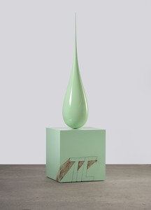 Sterling Ruby, DROP. TOTAL CARBON., 2021. Fiberglass, wood, spray paint, and laminate, 120 × 34 × 34 inches (304.8 × 86.4 × 86.4 cm) © Sterling Ruby. Photo: Robert Wedemeyer