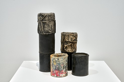 Christo, Wrapped Cans (Group of Seven), 1958 7 cans, lacquered fabric, rope, and paint, in 7 parts, overall dimensions variable© Christo and Jeanne-Claude Foundation. Photo: Thomas Lannes
