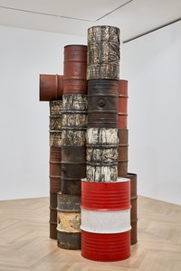 Christo, Wrapped Oil Barrels, 1958–59. 18 barrels, lacquered fabric, enamel paint, and steel wire, overall dimensions variable © Christo and Jeanne-Claude Foundation. Photo: Thomas Lannes