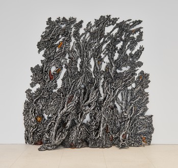 Cristina Iglesias, Entwined VIII, 2022 Cast and welded aluminum and glass with pigments, 102 ⅝ × 103 ⅛ × 13 ¾ inches (260 × 262 × 35 cm)© Cristina Iglesias. Photo: Prudence Cuming Associates Ltd