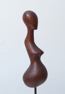 Sy Colen, Pregnant Mother, 1979–80 Wood, 7 ½ × 2 ¼ × 2 inches (19.1 × 5.7 × 5.1 cm), edition of 3© Sy Colen. Photo: Rob McKeever