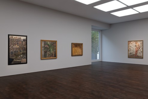 Installation view Artwork, left, center left, and right: © The Lucian Freud Archive/Bridgeman Images; center right © Frank Auerbach, courtesy Geoffrey Parton. Photo: Lucy Dawkins