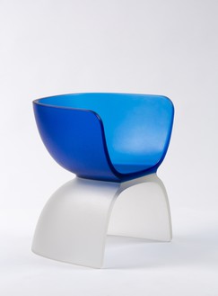 Marc Newson, Blue Glass Chair, 2017 Cast Glass, 29 ⅛ × 27 ¼ × 21 ⅝ inches (74 × 69.1 × 54.9 cm), edition of 3 + 2 AP© Marc Newson