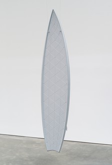 Marc Newson, Clear Surfboard, 2017 Aluminum, 72 ⅞ × 16 ⅜ × 5 ¾ inches (184.9 × 41.4 × 14.4 cm), edition of 3 + 2 AP© Marc Newson