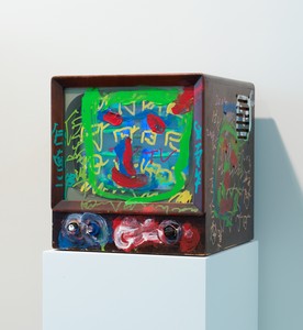 Nam June Paik, Untitled, 2005. Single-channel video (color, silent), LCD monitor, vintage television, permanent oil marker, and acrylic paint, 19 ¾ × 18 ¼ × 21 ¼ inches (50.2 × 46.4 × 54 cm) © Nam June Paik Estate. Photo: Rob McKeever