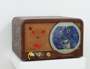 Nam June Paik, Allen Ginsberg, 2005. Single-channel video (color, silent), LCD monitor, vintage television, permanent oil marker, and acrylic paint, 11 ⅝ × 18 × 17 ½ inches (29.5 × 45.7 × 44.5 cm) © Nam June Paik Estate. Photo: Rob McKeever