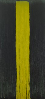 Pat Steir, Yellow Pour, 2021–22 Oil on canvas, 132 × 60 inches (333.5 × 152.4 cm)© Pat Steir. Photo: Elisabeth Bernstein
