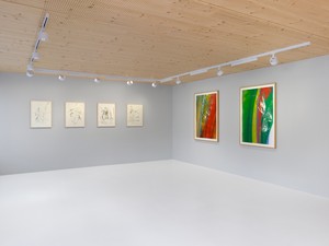 Installation view. Artwork, left to right: © Albert Oehlen; © Katharina Grosse and VG Bild-Kunst, Bonn, Germany 2023. Photo: Annik Wetter