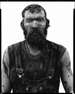 Richard Avedon, Red Owens, oil field worker, Velma, Oklahoma, June 12, 1980, 1980 © The Richard Avedon Foundation
