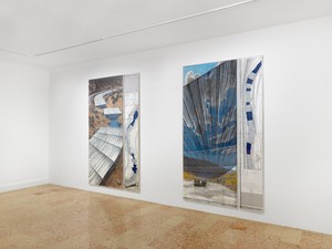 Installation view. Artwork © Christo and Jeanne-Claude Foundation. Photo: Annik Wetter
