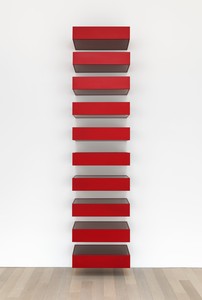 Donald Judd, untitled, 1990. Anodized aluminum and bronze plexiglass, in 10 parts, overall: 120 × 27 × 24 inches (304.8 × 68.6 × 61 cm) © Judd Foundation/Artists Rights Society (ARS), New York. Photo: Rob McKeever