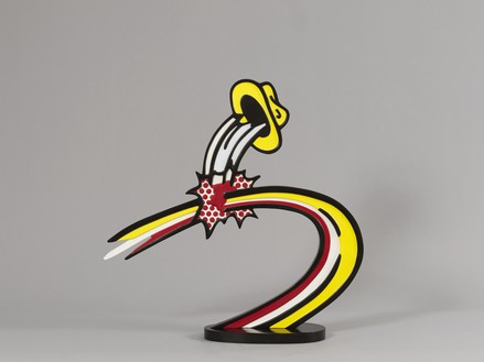 Roy Lichtenstein, Coup de Chapeau I, 1996 Painted and patinated bronze, 26 ½ × 26 ⅝ × 7 ½ inches (67.3 × 67.6 × 19.1 cm), edition of 6© Estate of Roy Lichtenstein. Photo: Rob McKeever