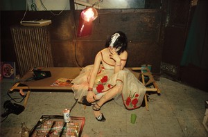 Nan Goldin, Trixie on the cot, NYC, 1979. Archival pigment print, 40 × 60 inches (101.6 × 152.4 cm), edition of 3 © Nan Goldin