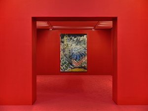 Installation view with Rudolf Stingel, Untitled (2022). Artwork © Rudolf Stingel. Photo: Thomas Lannes