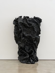 Allana Clarke Witness Me, 2024. Salon Pro 30 Sec. Super Hair Bond Glue (rubber latex and black carbon dye), 69 × 43 × 27 inches (175.3 × 109.2 × 68.6 cm) © Allana Clarke. Photo: Jeff McLane