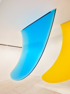 Alex Israel Crush, 2026. Plexiglass, 107 ⅞ × 130 × 4 inches (274 × 330 × 10 cm) © Alex Israel. Photo: Prudence Cuming Associates Ltd