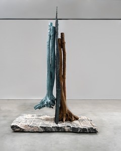 Giuseppe Penone Marsia (Marsyas), 2024. Bronze, granite, and stainless steel, 137 ⅞ × 96 ½ × 53 ⅛ inches (350 × 245 × 135 cm), edition of 2 + 1 AP © Giuseppe Penone/2026 Artists Rights Society (ARS), New York/ADAGP, Paris. Photo: Maris Hutchinson