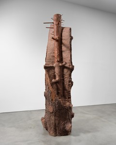 Giuseppe Penone Clepsydra [4], 2024. Bronze, 134 ⅝ × 40 ¼ × 35 ½ inches (342 × 102 × 90 cm), edition of 2 + 1 AP © Giuseppe Penone/2026 Artists Rights Society (ARS), New York/ADAGP, Paris. Photo: Maris Hutchinson