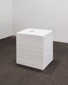 Felix Gonzalez-Torres “Untitled” (Beautiful, in conjunction with Louise Lawler), 1990. Print on paper (endless copies), 36 × 29 × 23 inches (91.4 × 73.7 × 58.4 cm) at ideal height © Estate Felix Gonzalez-Torres, courtesy Felix Gonzalez-Torres Foundation