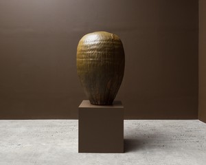 Theaster Gates Untitled, 2026. Ceramic, 36 × 24 × 24 inches (91.4 × 61 × 61 cm) © Theaster Gates. Photo: Maris Hutchinson