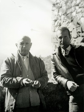 Picasso and John Richardson, Vauvenargues, France, 1959. Photo: Jacqueline Picasso, courtesy John Richardson Archive