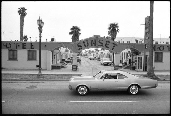 Ed Ruscha, Shoot from Sunset Blvd, 1966, Streets of Los Angeles Archive, Getty Research Institute © Ed Ruscha
