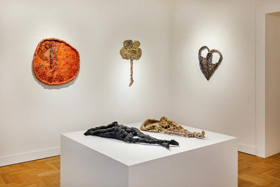 Installation view, Sterling Ruby at Cycladic: Ceramics, Museum of Cycladic Art, Athens, May 14–June 27, 2021. Artwork © Sterling Ruby