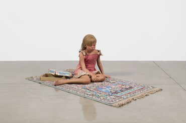 Duane Hanson, Child with Puzzle, 1978 © 2022 Estate of Duane Hanson/Licensed by VAGA at Artists Rights Society (ARS), New York