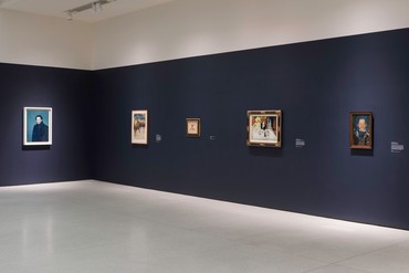 Installation view, Young Picasso in Paris, Solomon R. Guggenheim Museum, New York, May 12–August 6, 2023. Artwork © 2023 Estate of Pablo Picasso/Artists Rights Society (ARS), New York. Photo: Midge Wattles, courtesy Solomon R. Guggenheim Museum